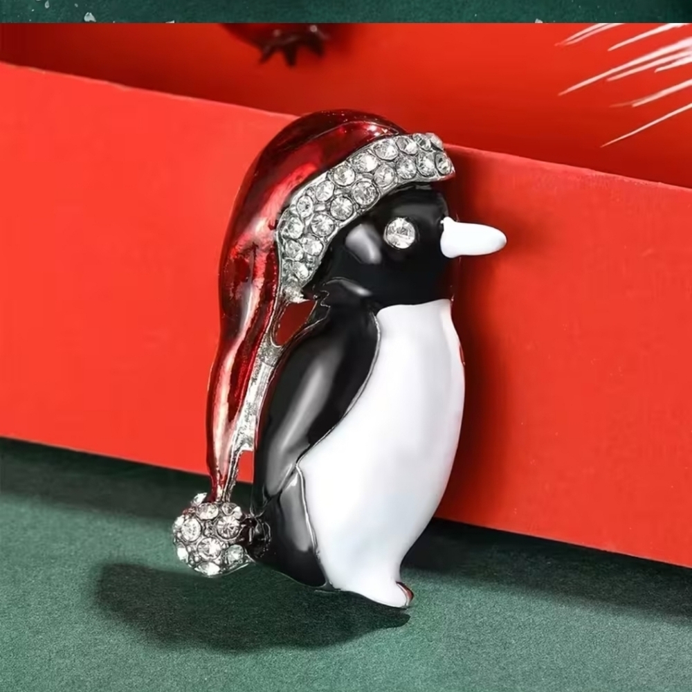 🆕️🐧 FESTIVE PENGUIN WITH RED SANTA HAT BROOCH PIN 🐧